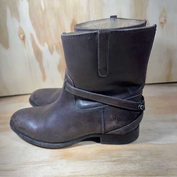 Frye Brown Ankle Boots Women’s Size 6 - Picture 1 of 9